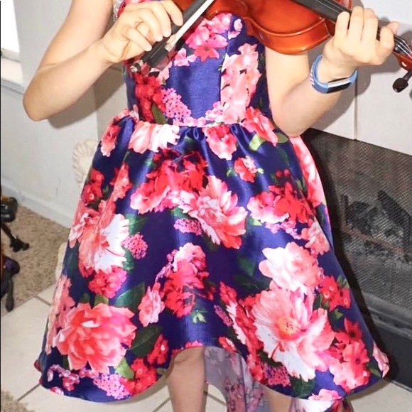 Beautiful party Girl Dress size 12 - Picture 3 of 13